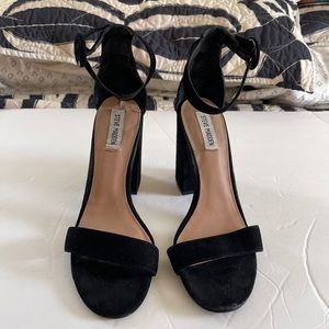 Steve Madden Women s Black Faux Suede Black Heeled Sandals - 11 - 3” Heel